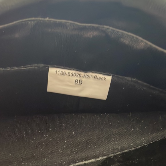 Beautiful Black, slouch dress boots. Size 8B - Picture 5 of 7